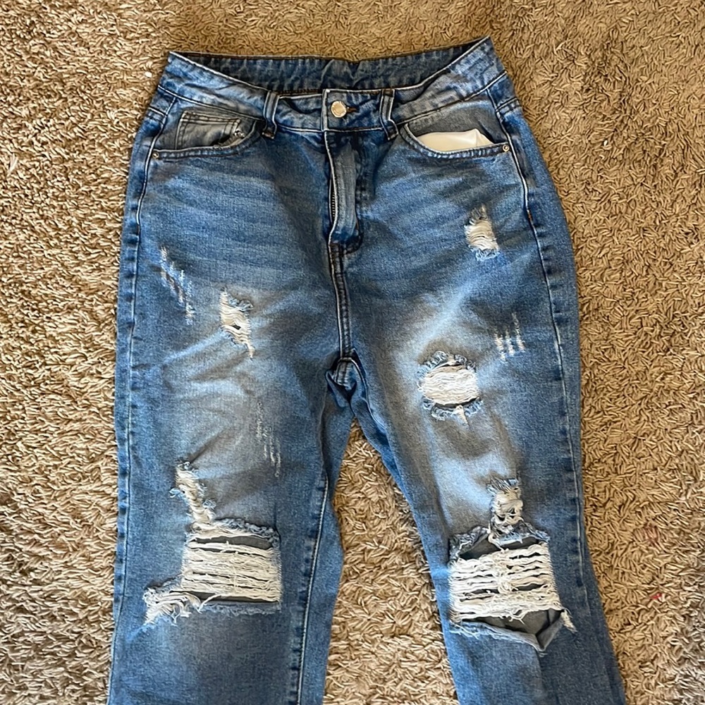 SHEIN ripped straight leg jeans
